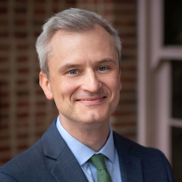 Portrait of Andy Brown.